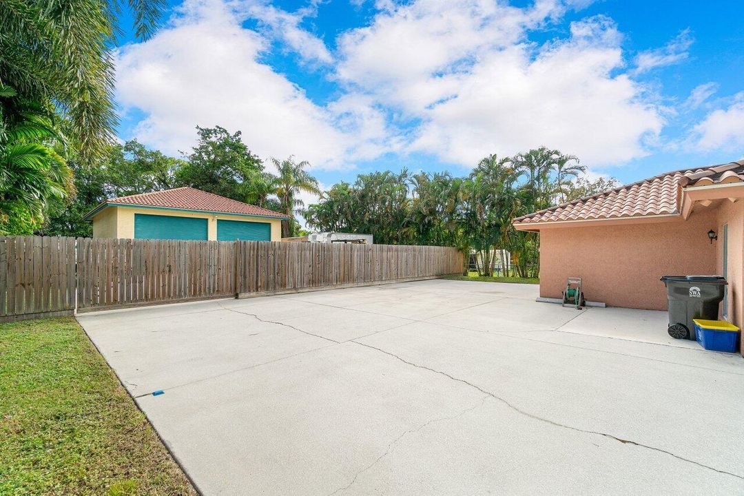 020-55921stRoad-LakeWorth-FL-33467-SMALL
