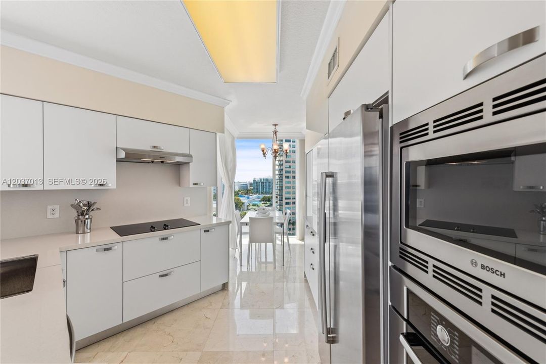 В аренду: $9,500 (3 спален, 3 ванн, 2130 Квадратных фут)
