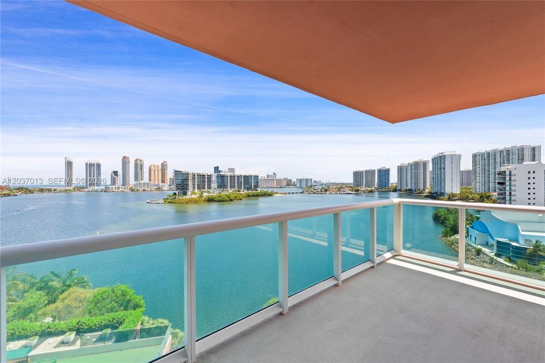 В аренду: $9,500 (3 спален, 3 ванн, 2130 Квадратных фут)