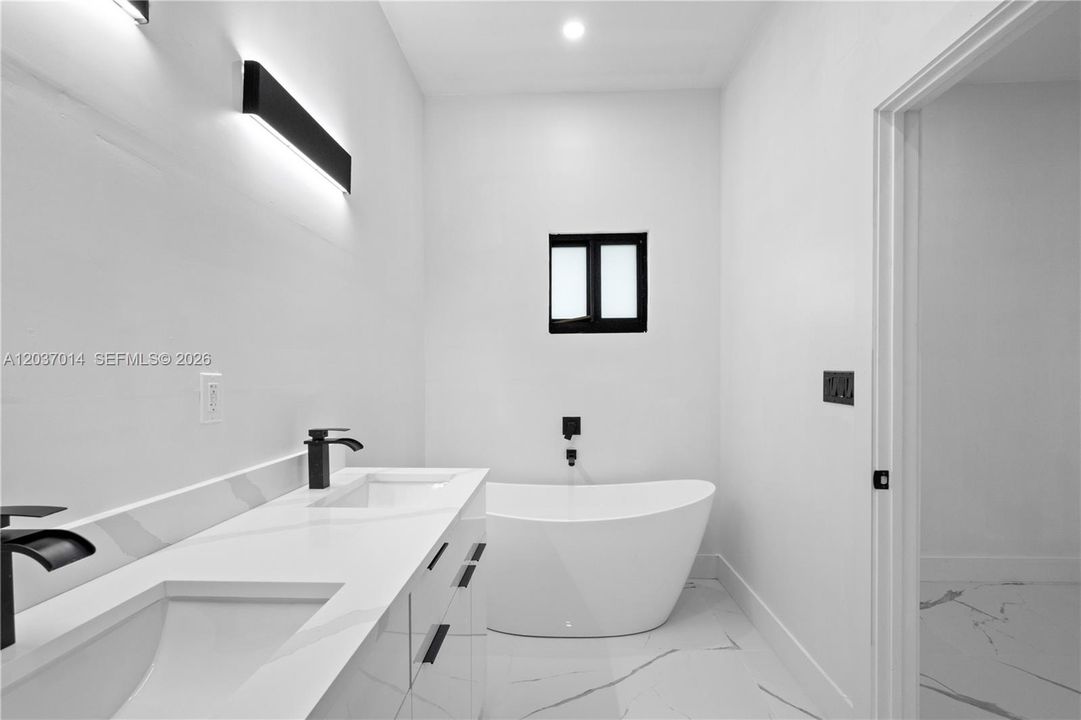 Master bathroom.