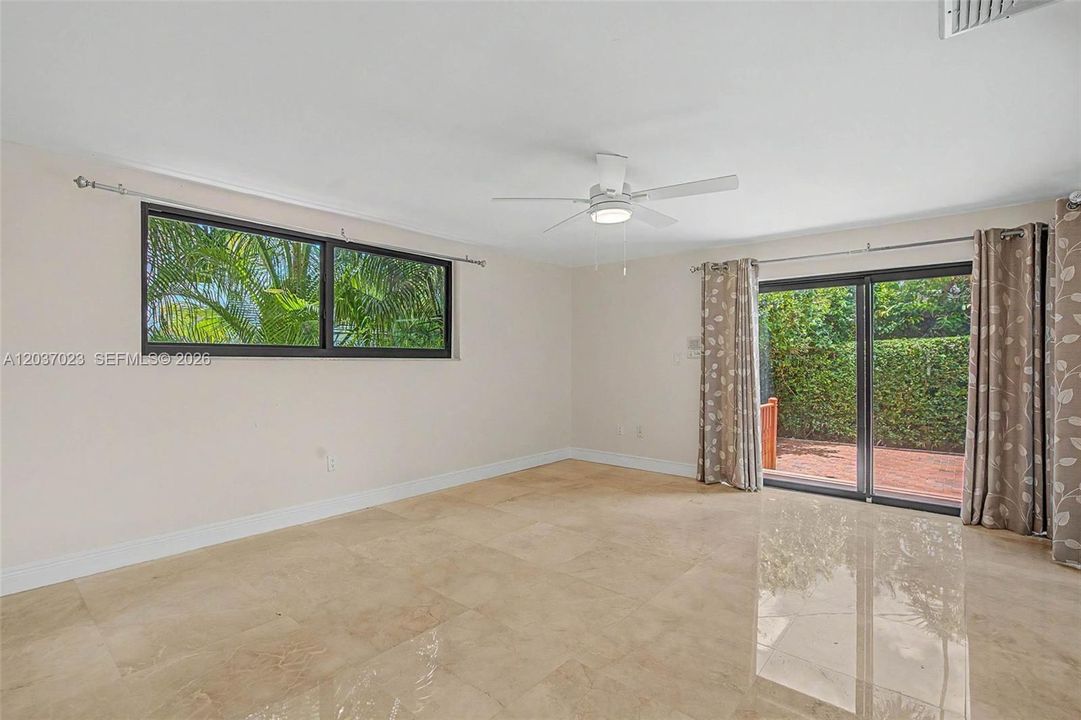 For Sale: $2,250,000 (4 beds, 3 baths, 2800 Square Feet)