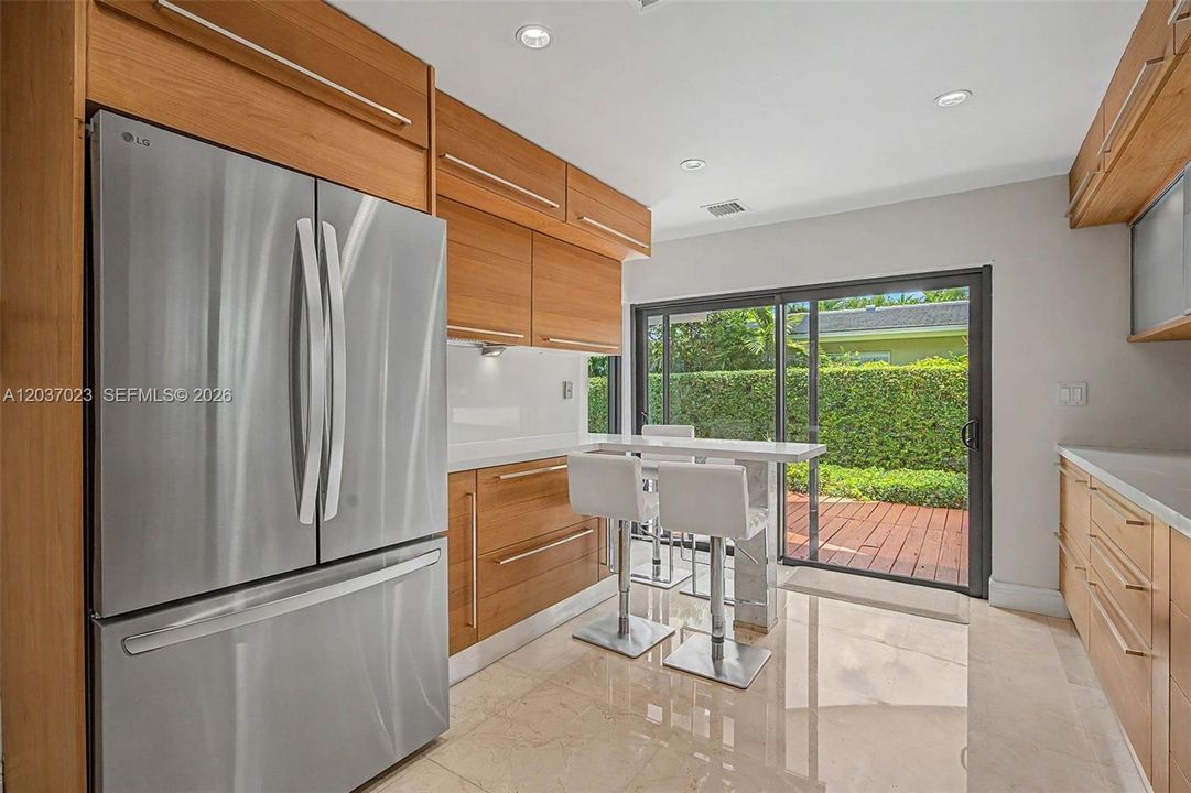 For Sale: $2,250,000 (4 beds, 3 baths, 2800 Square Feet)