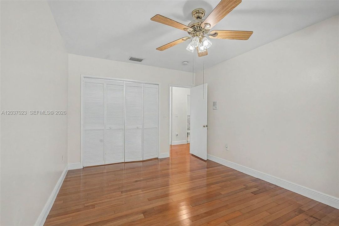 For Sale: $2,250,000 (4 beds, 3 baths, 2800 Square Feet)