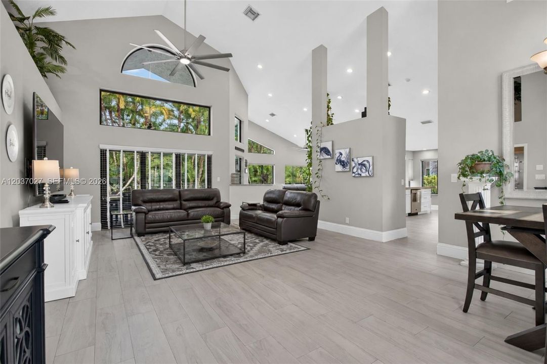 Active With Contract: $999,900 (4 beds, 3 baths, 2664 Square Feet)