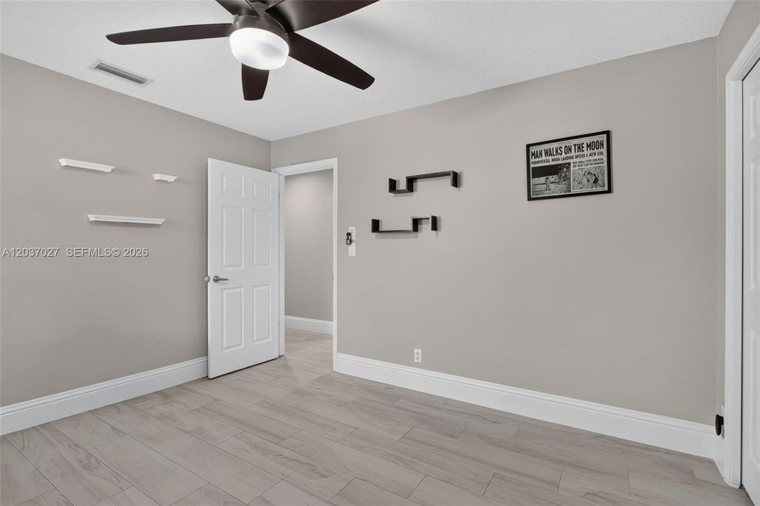 Active With Contract: $999,900 (4 beds, 3 baths, 2664 Square Feet)