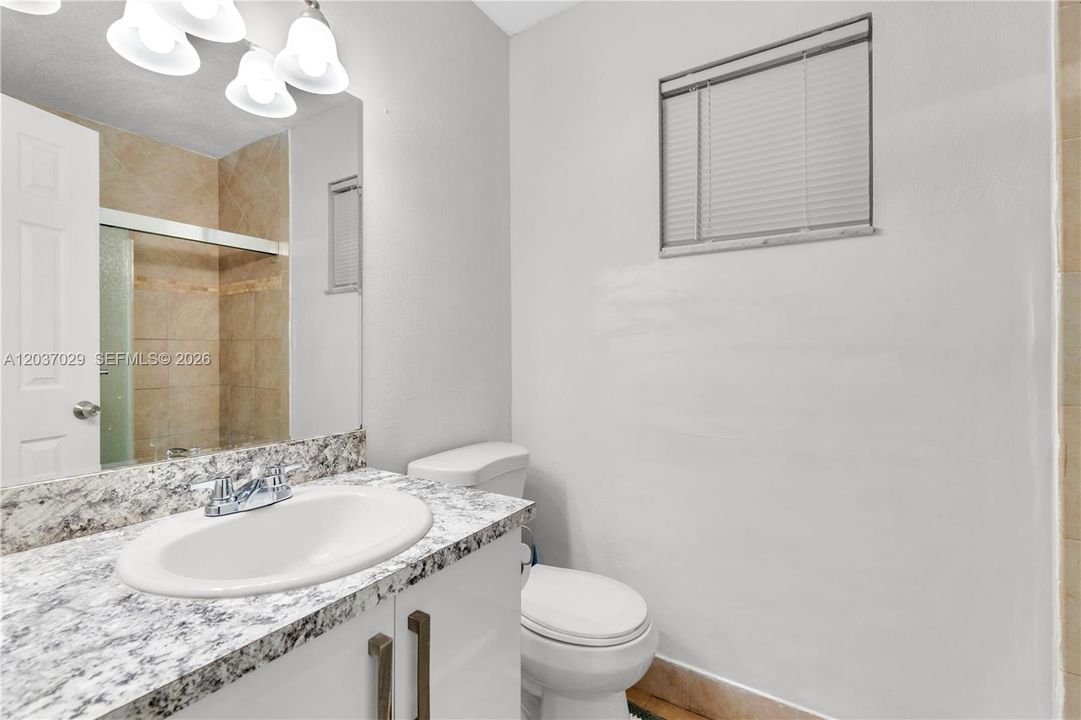 For Sale: $499,900 (3 beds, 2 baths, 1191 Square Feet)