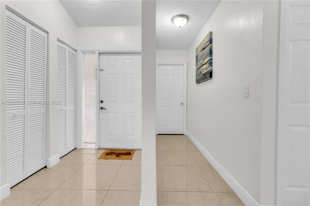 For Sale: $499,900 (3 beds, 2 baths, 1191 Square Feet)