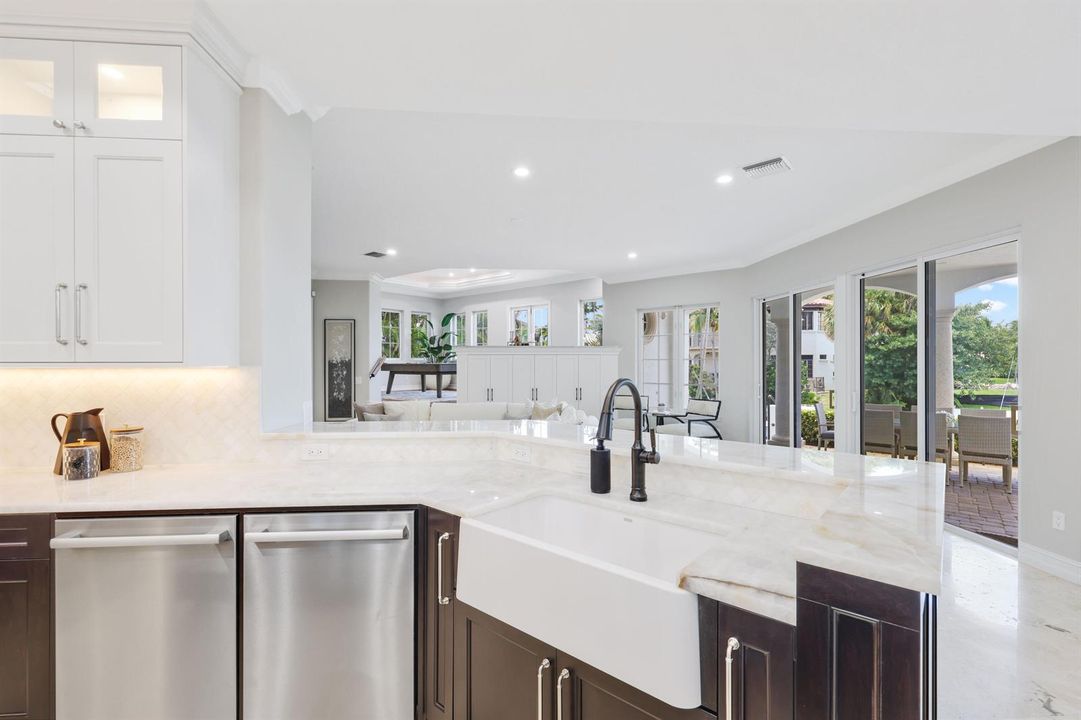 Open Kitchen