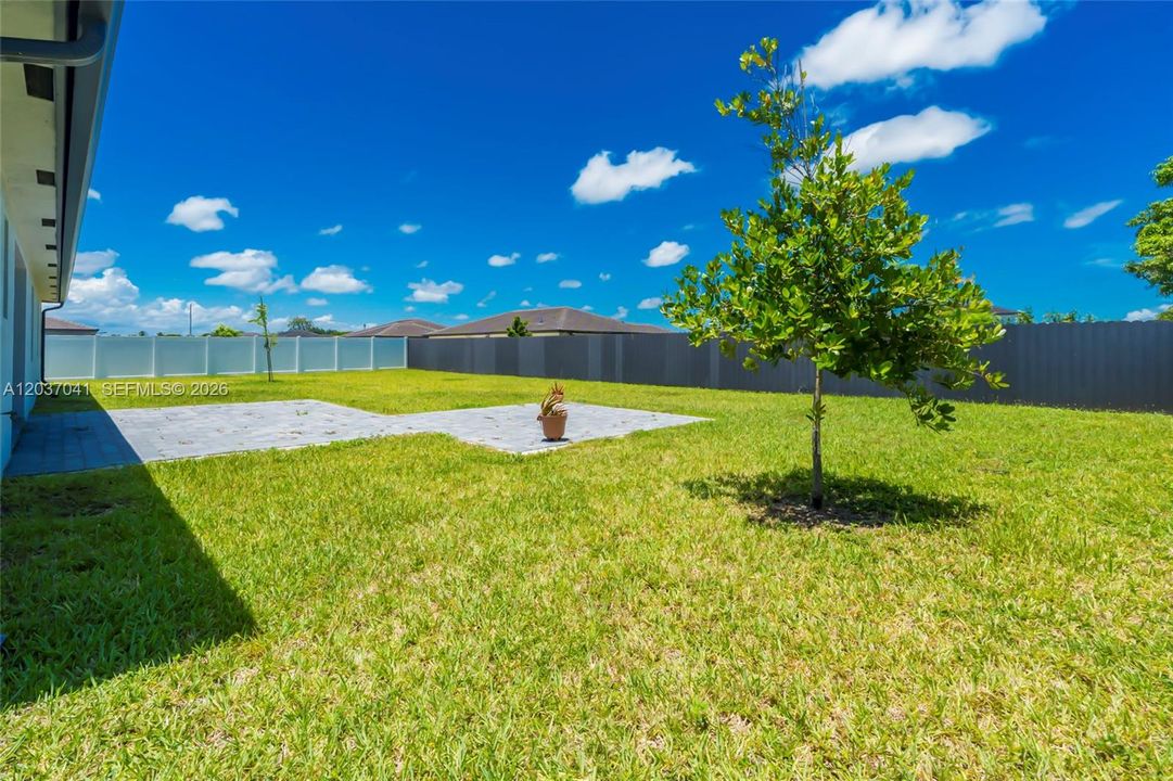 En Venta: $850,000 (5 camas, 4 baños, 2838 Pies cuadrados)
