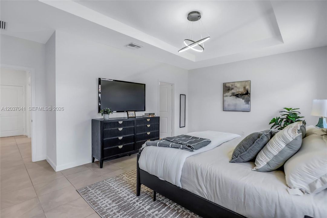 En Venta: $850,000 (5 camas, 4 baños, 2838 Pies cuadrados)