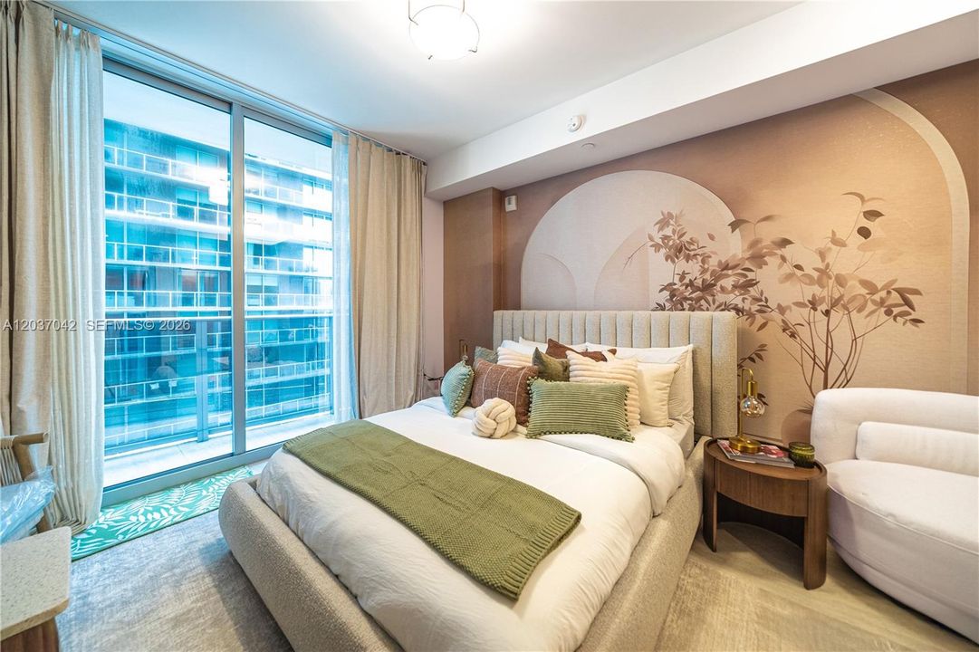 For Rent: $5,000 (0 beds, 1 baths, 542 Square Feet)