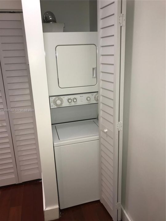 For Rent: $1,790 (0 beds, 1 baths, 405 Square Feet)