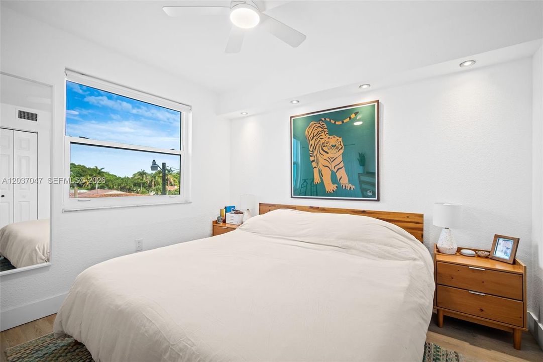 For Rent: $2,800 (2 beds, 2 baths, 625 Square Feet)