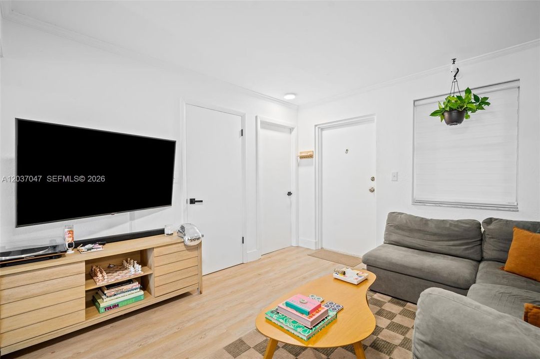 For Rent: $2,800 (2 beds, 2 baths, 625 Square Feet)