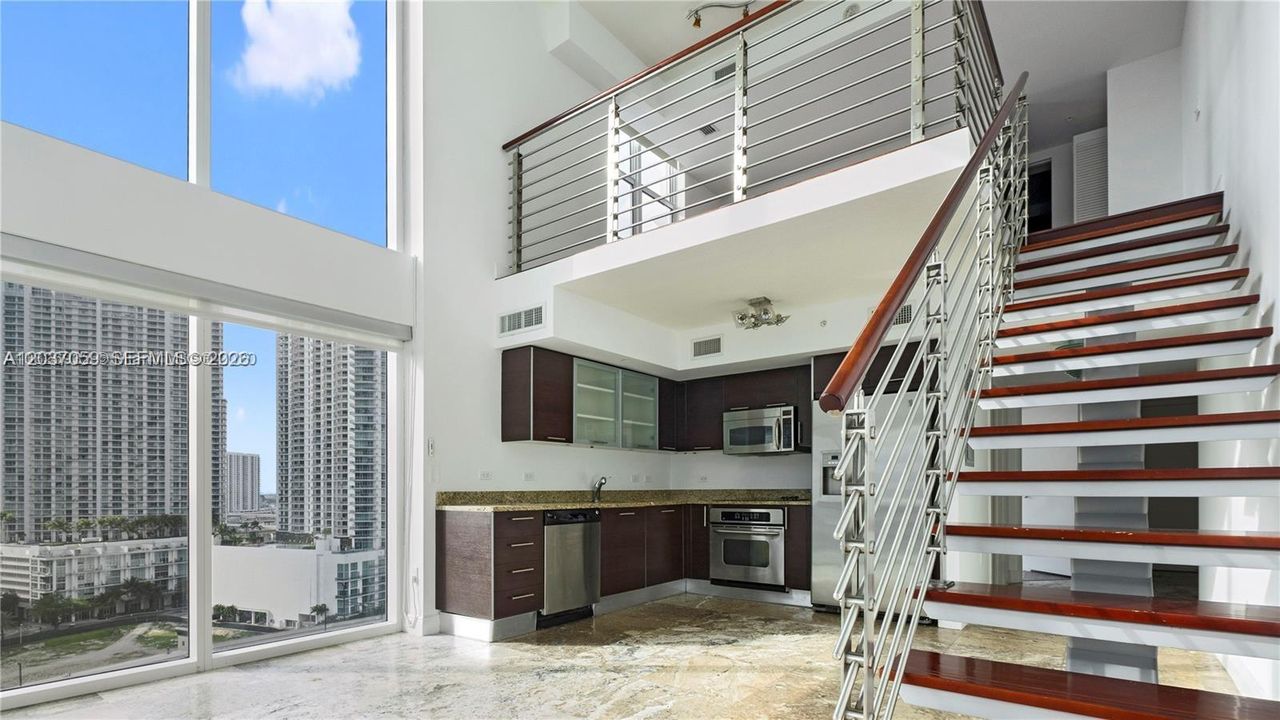 For Rent: $4,500 (2 beds, 2 baths, 1289 Square Feet)