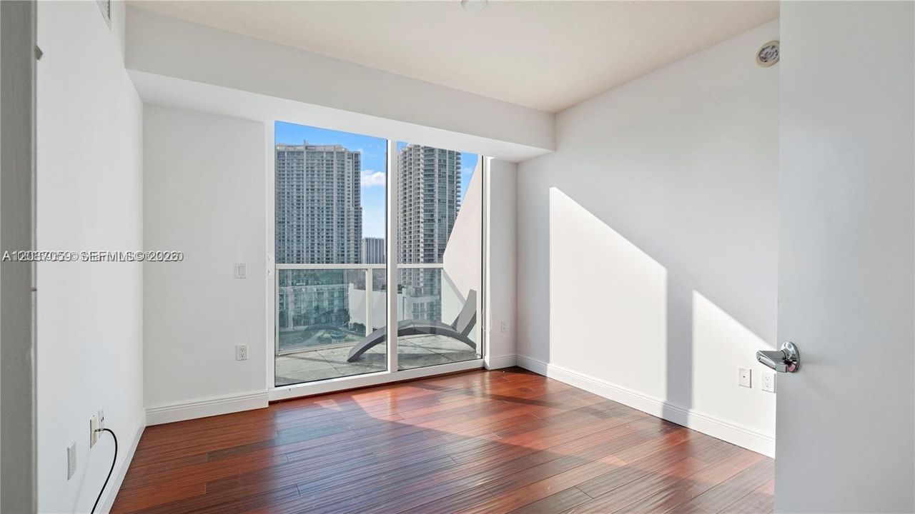 For Rent: $4,500 (2 beds, 2 baths, 1289 Square Feet)