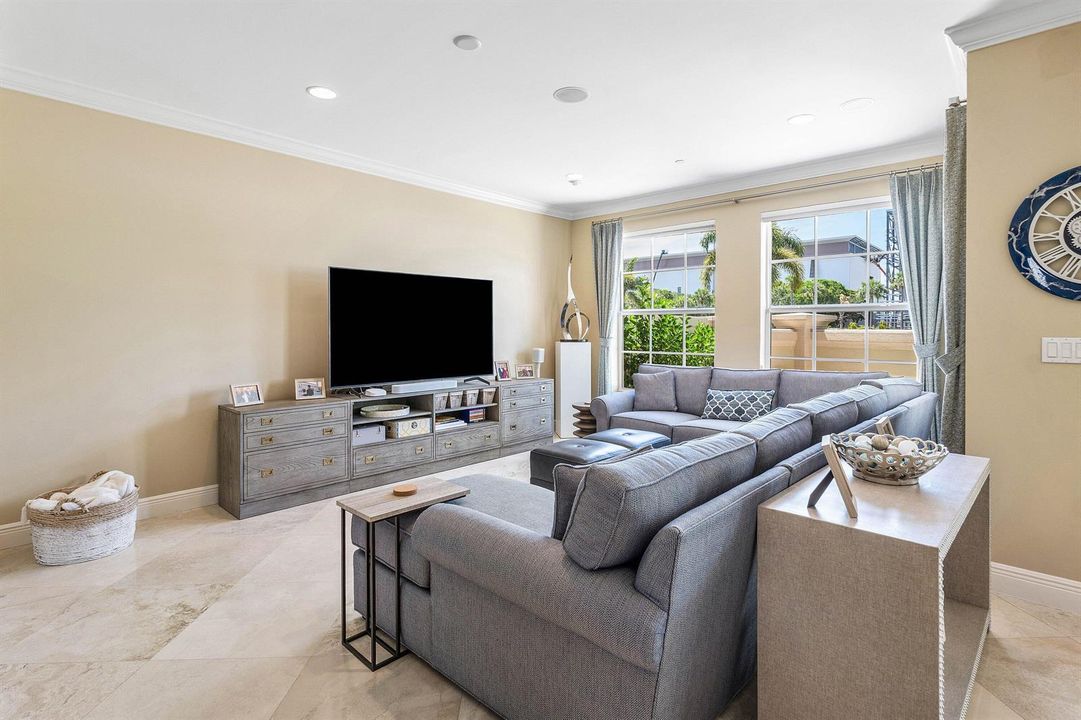 009-26MarinaGardensDrive-PalmBeachGarden