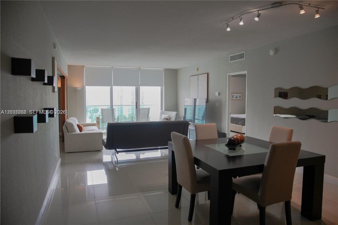 For Sale: $509,000 (1 beds, 1 baths, 1146 Square Feet)