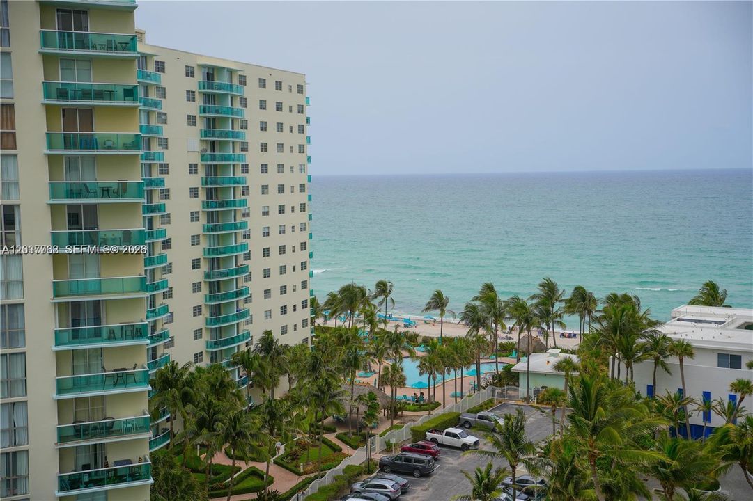 For Sale: $509,000 (1 beds, 1 baths, 1146 Square Feet)