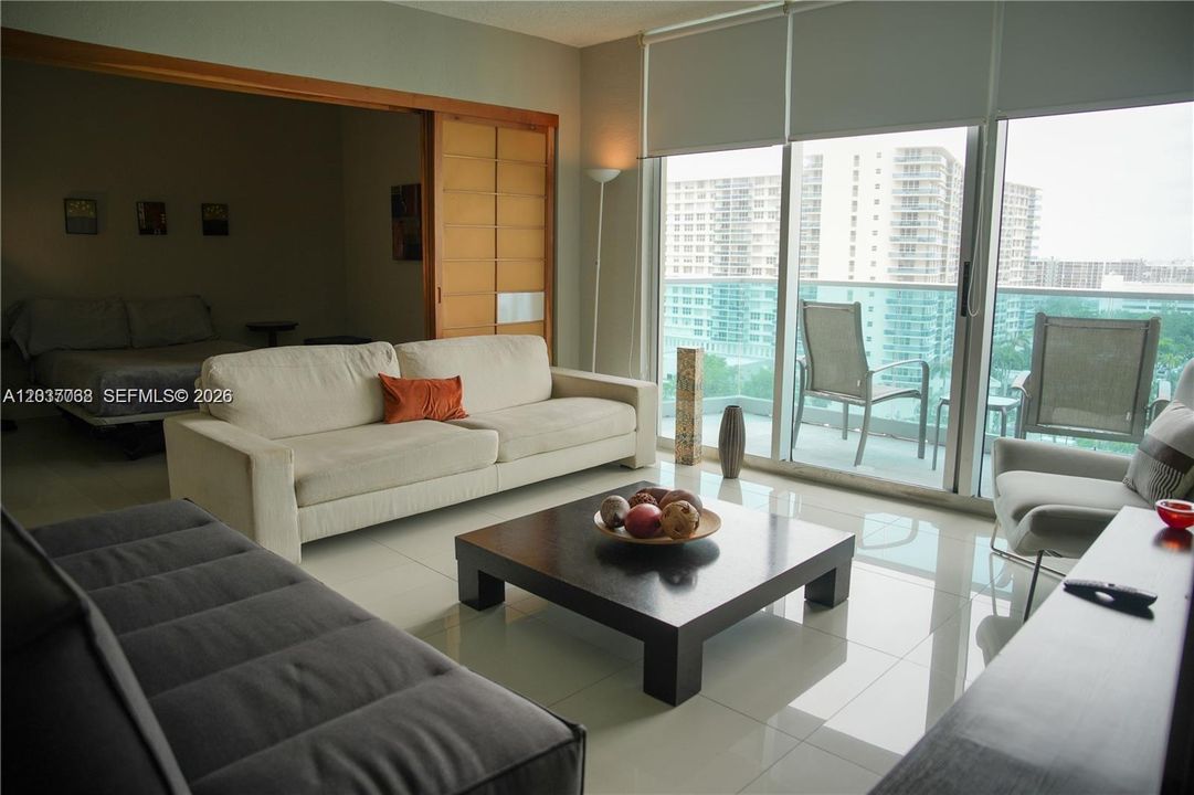 For Sale: $509,000 (1 beds, 1 baths, 1146 Square Feet)