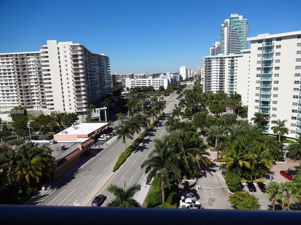For Sale: $509,000 (1 beds, 1 baths, 1146 Square Feet)