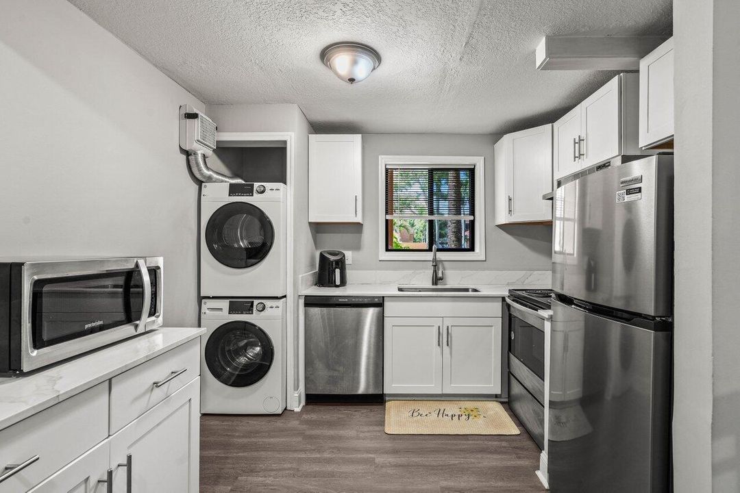 010-6900Southwest39thStreet-101J-Davie-F