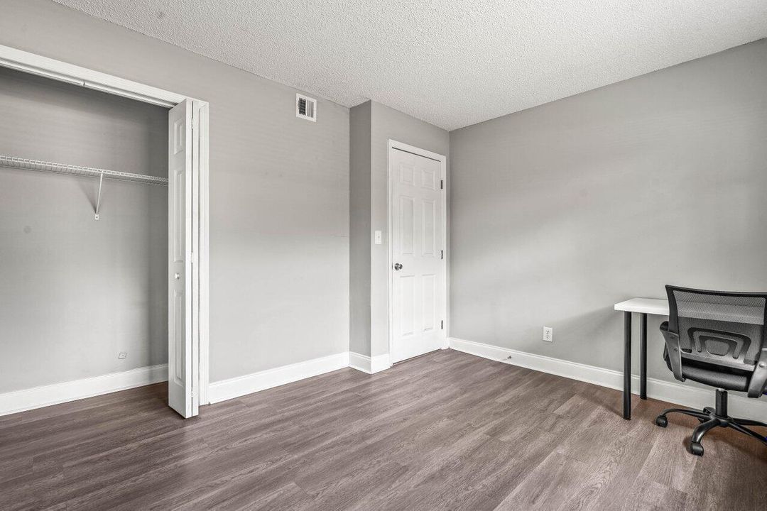 019-6900Southwest39thStreet-101J-Davie-F
