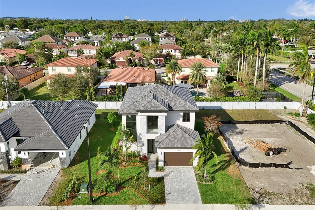 En Venta: $1,550,000 (4 camas, 4 baños, 3079 Pies cuadrados)