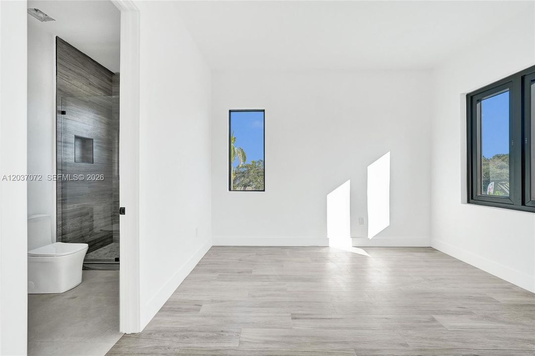 En Venta: $1,550,000 (4 camas, 4 baños, 3079 Pies cuadrados)