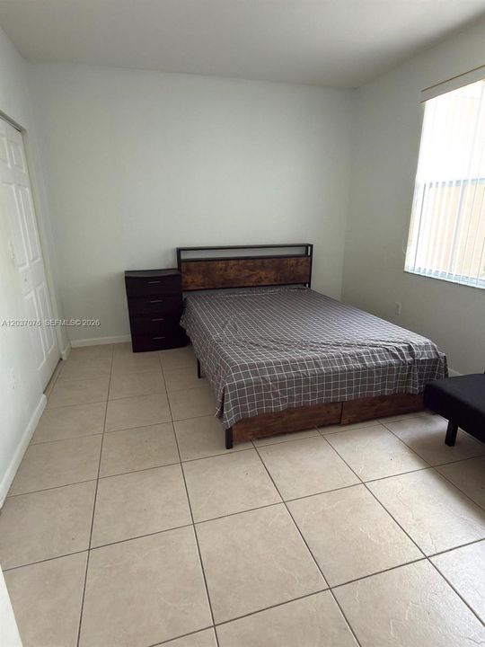 For Rent: $2,550 (2 beds, 2 baths, 1118 Square Feet)