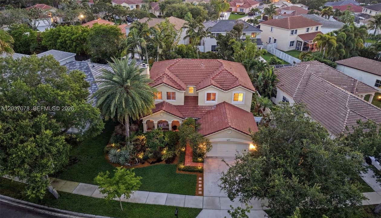 For Sale: $1,195,000 (5 beds, 3 baths, 2679 Square Feet)