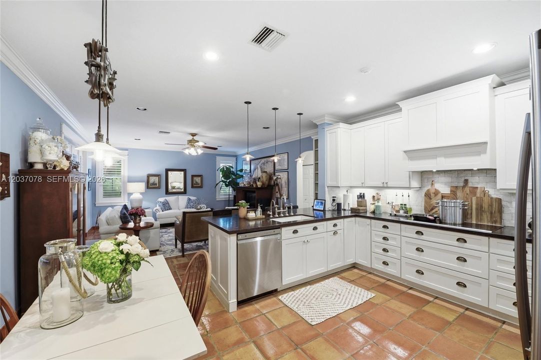 For Sale: $1,195,000 (5 beds, 3 baths, 2679 Square Feet)