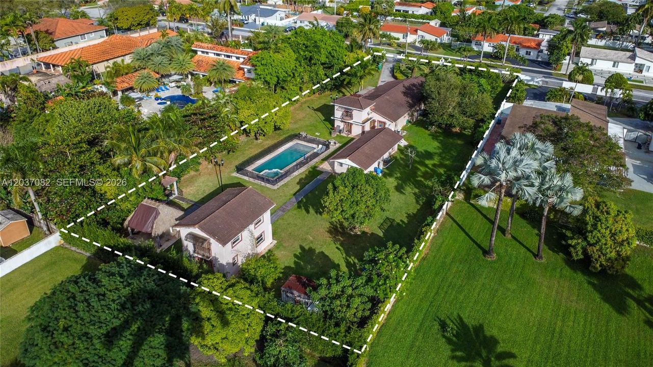 En Venta: $2,250,000 (4 camas, 2 baños, 2909 Pies cuadrados)