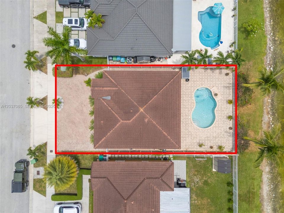 На продажу: $695,000 (3 спален, 2 ванн, 1490 Квадратных фут)