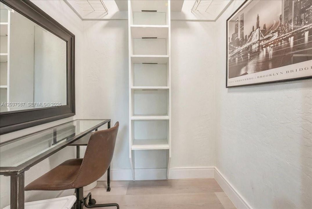 На продажу: $633,000 (3 спален, 2 ванн, 1864 Квадратных фут)