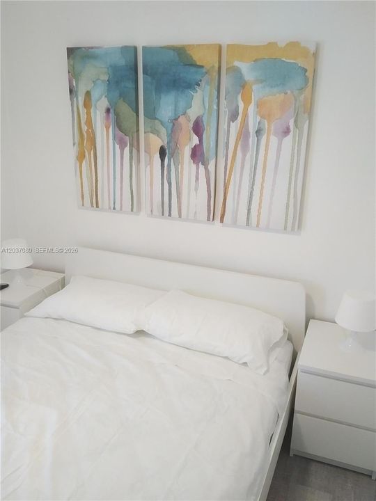 For Rent: $1,900 (1 beds, 1 baths, 450 Square Feet)