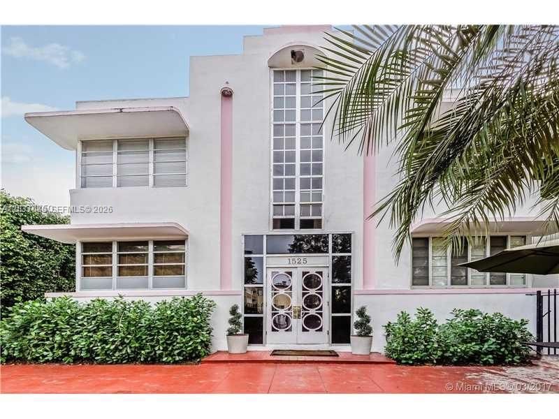 For Rent: $1,900 (1 beds, 1 baths, 450 Square Feet)