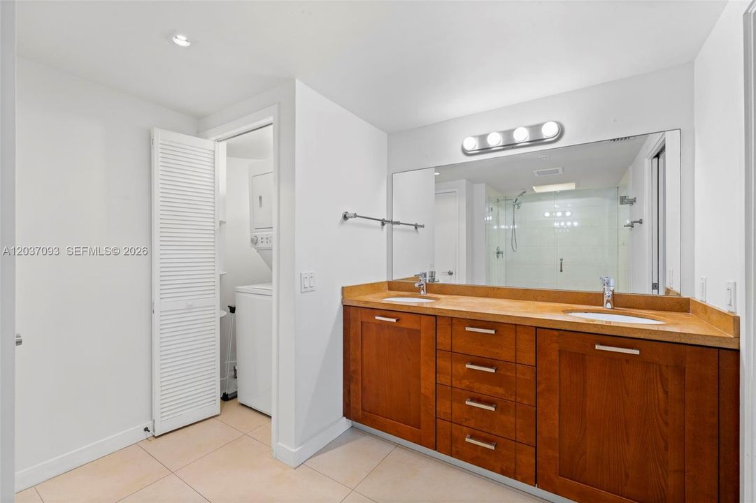 For Rent: $7,800 (3 beds, 2 baths, 1820 Square Feet)