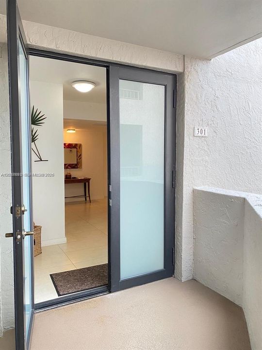 For Rent: $7,800 (3 beds, 2 baths, 1820 Square Feet)