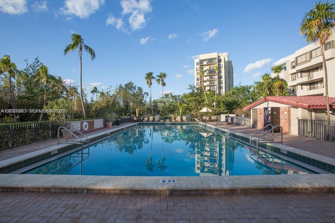 For Rent: $7,800 (3 beds, 2 baths, 1820 Square Feet)
