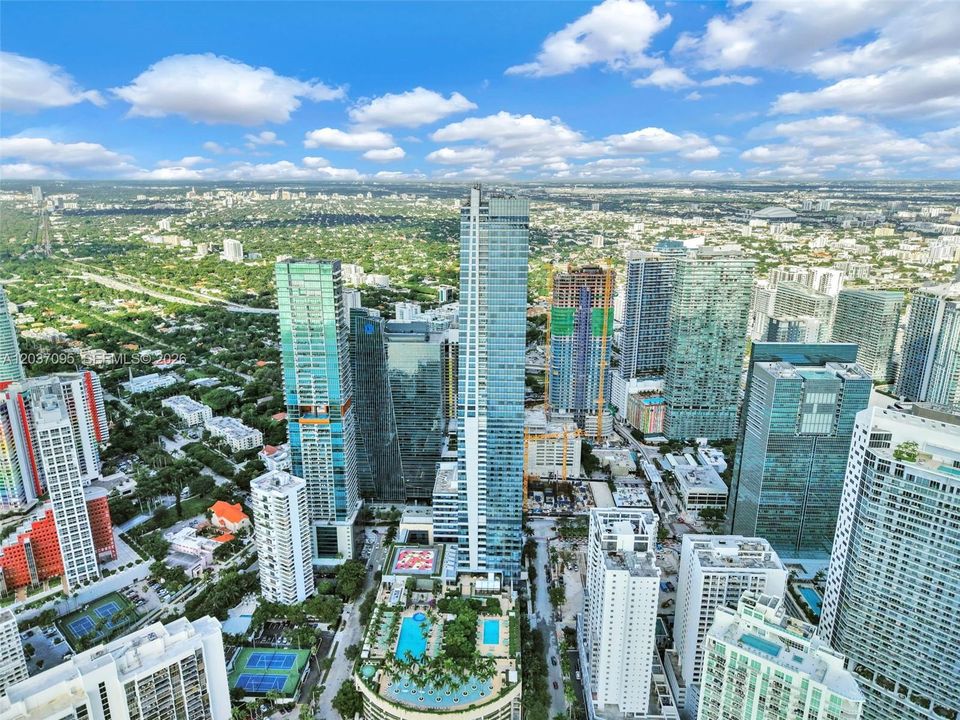 待售: $1,799,000 (2 贝兹, 2 浴室, 1747 平方英尺)