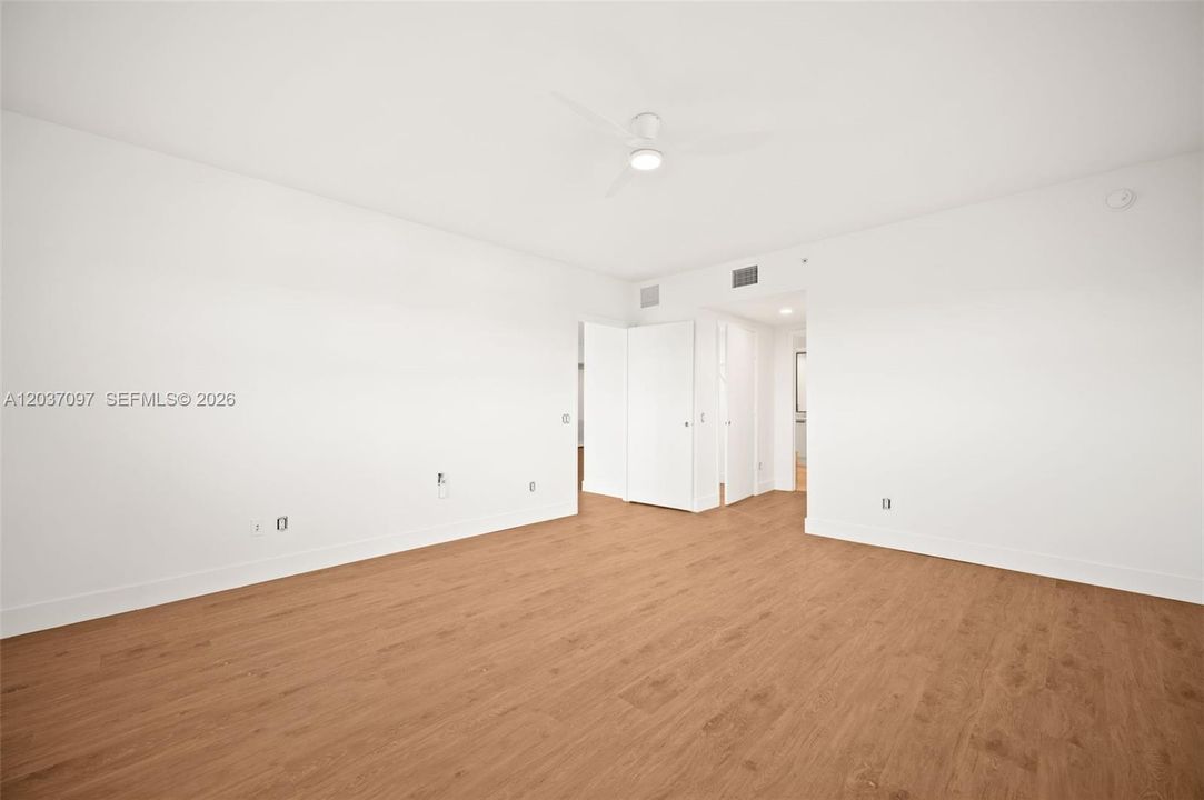 Walk in closet