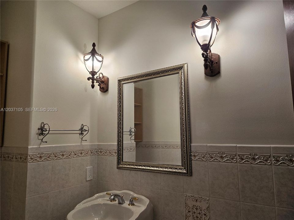 В аренду: $13,990 (7 спален, 6 ванн, 5119 Квадратных фут)