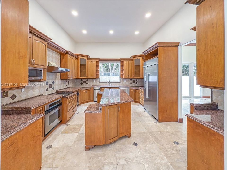 В аренду: $13,990 (7 спален, 6 ванн, 5119 Квадратных фут)