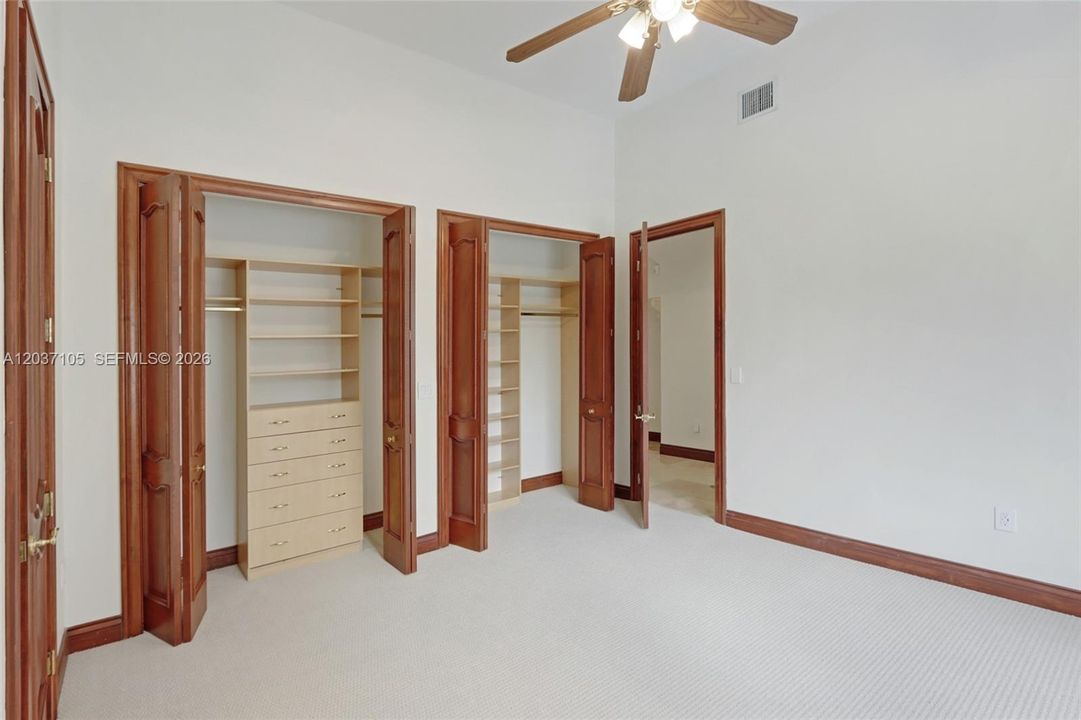 В аренду: $13,990 (7 спален, 6 ванн, 5119 Квадратных фут)