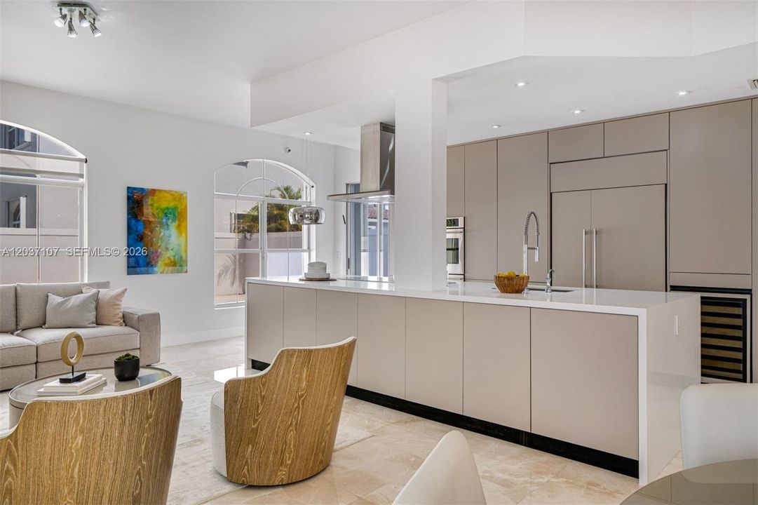 For Sale: $2,250,000 (5 beds, 4 baths, 2877 Square Feet)