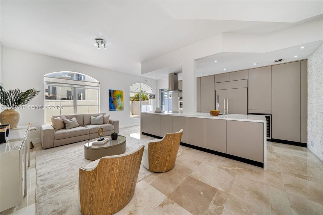For Sale: $2,250,000 (5 beds, 4 baths, 2877 Square Feet)