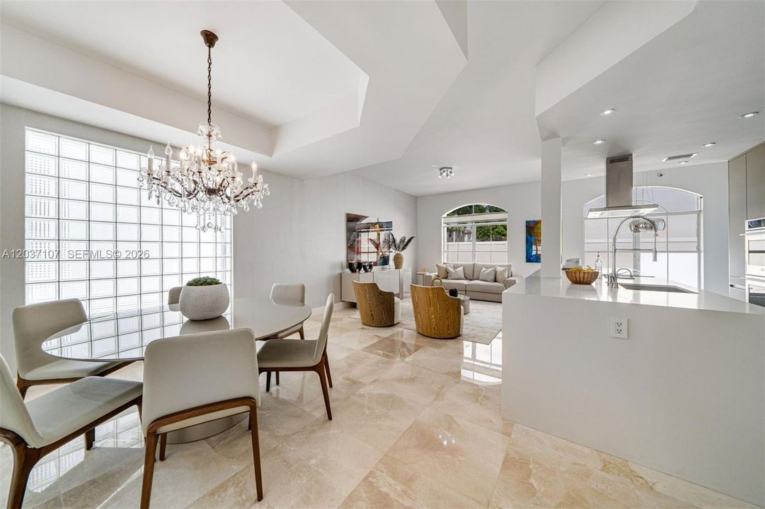For Sale: $2,250,000 (5 beds, 4 baths, 2877 Square Feet)