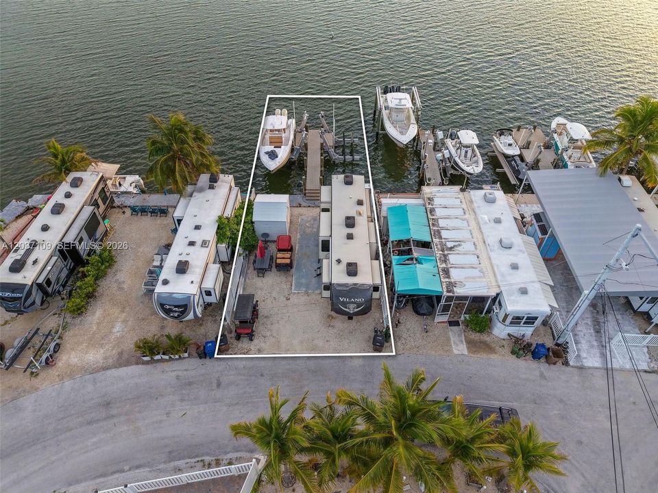 En Venta: $950,000 (0.04 acres)