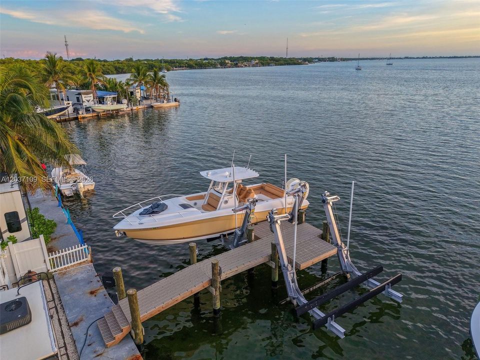 En Venta: $950,000 (0.04 acres)